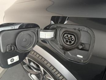 Cupra Formentor 1.4 eHybrid 12.8kWh V2 Plug-in DSG (204 ps) - NAV - HEATED STEER