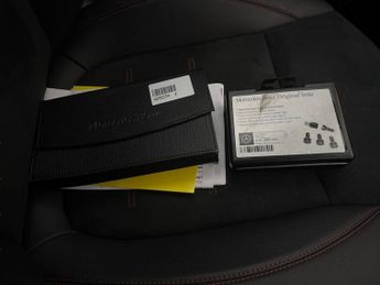 Mercedes-Benz EQA EQA 250+ 70.5kWh AMG Line (190 ps) - COMFORT PACK - PADDLE SHIFT