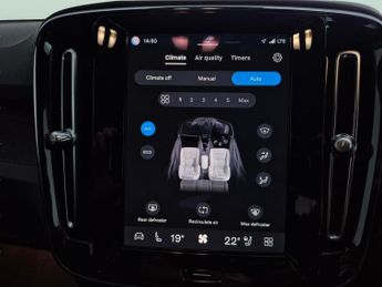 Volvo XC40 Recharge 69kWh Plus (231 ps) - BLACK ROOF RAILS - ACTIVE LANE AS
