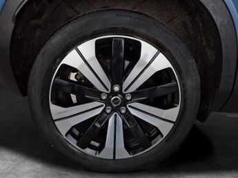 Volvo XC40 Recharge 69kWh Plus (231 ps) - BLACK ROOF RAILS - ACTIVE LANE AS