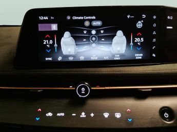 Nissan Ariya 87kWh Evolve 22kW Charger (242 ps) - 360 CAM - LED - REVERSE CAM
