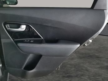 Kia Niro 64kWh 4+ (201 bhp) - HEAT AND COOL SEATS - LED - REVERSE CAM