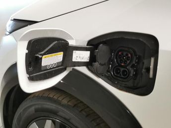 Nissan Ariya 87kWh Advance e-4ORCE 22kW Charger (306 ps) - COMFORT PACK