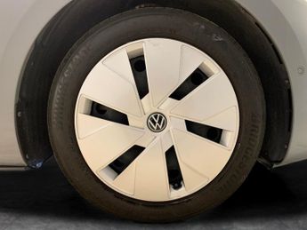 Volkswagen ID.3 Pro 58kWh Family (145 ps) - PARK SENSORS - HALF LEATHER - 18IN A