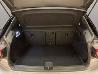Volkswagen ID.3 Pro 58kWh Family (145 ps) - PARK SENSORS - HALF LEATHER - 18IN A