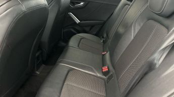 Audi Q2 1.5 TFSI CoD 35 S line S Tronic (150 ps) - AIR CON - DAB - PARK 