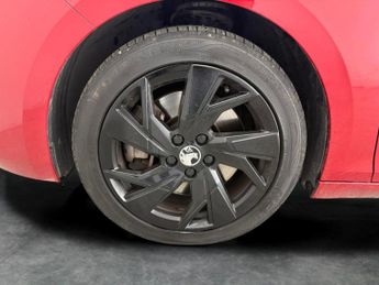 Vauxhall Astra 1.6 12.4kWh GS Sports Tourer Plug-in (180 ps) - KEYLESS ENTRY - 