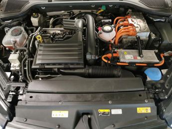 Skoda Octavia 1.4 TSI iV 13kWh vRS Plug-in DSG (245 ps) - ACTIVE LANE ASSIST