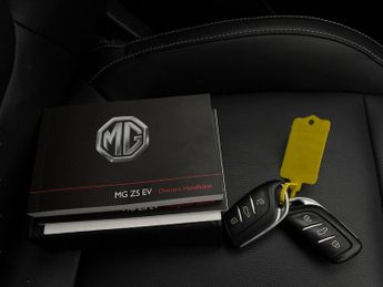 MG MG ZS 44.5kWh Exclusive (143 ps) - REVERSE CAM - NAV - HEATED LEATHER