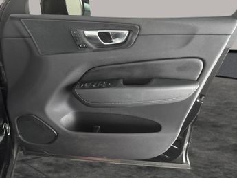 Volvo XC60 2.0h T6 Recharge 11.6kWh Inscription Plug-in AWD (340 ps) - ORRE