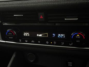 Nissan Qashqai 1.3 DIG-T MHEV Acenta Premium XTRON (158 ps) - BLIND SPOT ASSIST