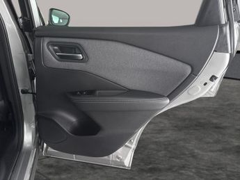 Nissan Qashqai 1.3 DIG-T MHEV Acenta Premium XTRON (158 ps) - BLIND SPOT ASSIST