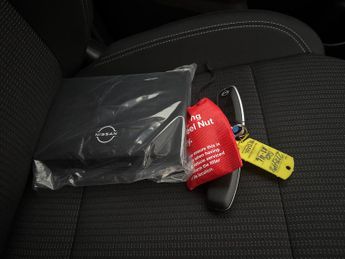 Nissan Qashqai 1.3 DIG-T MHEV Acenta Premium XTRON (158 ps) - BLIND SPOT ASSIST