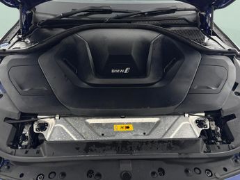 BMW i4 40 83.9kWh M Sport Gran Coupe eDrive (340 ps) - WIRELESS CHARGER