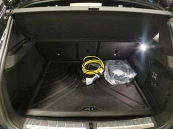 BMW X1 1.5 25e 10kWh M Sport Plug-in xDrive (220 ps) - BLACK ROOF RAILS