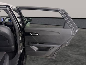MG Mg4 64kWh Trophy Long Range (203 ps) - HEATED STEERING - BLIND SPOT 