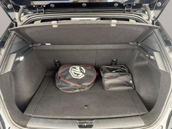 MG Mg4 64kWh Trophy Long Range (203 ps) - HEATED STEERING - BLIND SPOT 