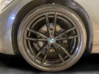 BMW 3 Series 2.0 320d M Sport xDrive (190 ps) - LEATHER - TECH PACK - PARK AS
