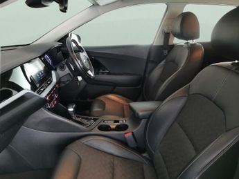 Kia Niro 1.6 GDi 2 DCT (139 bhp) - BLUETOOTH - PADDLE SHIFT - HALF LEATHE