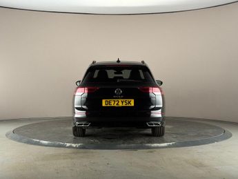 Volkswagen Golf 2.0 TDI R-Line DSG (150 ps) ADAPTIVE CRUISE - REV CAM - NAV