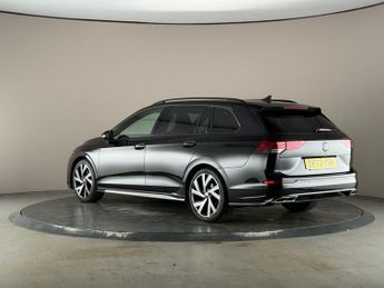 Volkswagen Golf 2.0 TDI R-Line DSG (150 ps) ADAPTIVE CRUISE - REV CAM - NAV