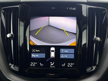 Volvo XC60 2.0h T6 Recharge 11.6kWh R-Design Plug-in AWD (340 ps) - ANDROID