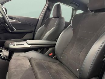 BMW iX1 30 66.5kWh M Sport xDrive (11kW Charger) (313 ps) - TECH PACK - 