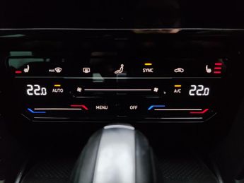 Volkswagen Passat 2.0 TDI EVO R-Line DSG (150 ps) - LED - HEATED LEATHER - COMFORT