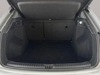 Audi Q4 E-tron 35 Sport 55kWh (170 ps) - CARPLAY - LED - HEATED SEATS