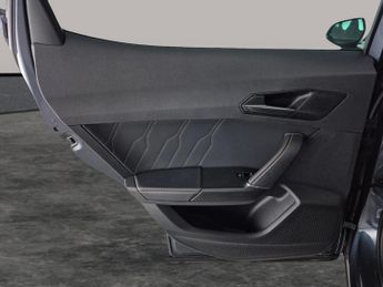 Cupra Formentor 1.4 eHybrid 12.8kWh V2 Plug-in DSG (204 ps) - PARK ASSIST - LED