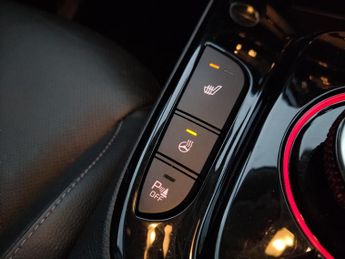 Kia Soul 64kWh Maxx (201 bhp) - REVERSE CAM - NAV - HEATED LEATHER