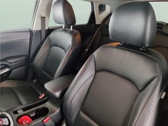 Kia Soul 64kWh Maxx (201 bhp) - REVERSE CAM - NAV - HEATED LEATHER