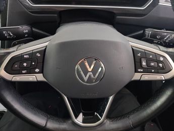 Volkswagen Tiguan 1.5 TSI Elegance DSG (150 ps) HEATED WHEEL - ADAPTIVE CRUISE - K