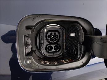 Mercedes-Benz EQC EQC 400 80kWh Sport 4MATIC (408 ps) - LED - REVERSE CAM - HEATED