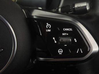 Jaguar I-PACE 400 90kWh Black 4WD (400 ps) - CARPLAY - KEYLESS ENTRY - LED