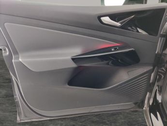 Volkswagen ID.4 Pro Performance 77kWh Life (204 ps) - ACTIVE LANE ASSIST - KEYLE