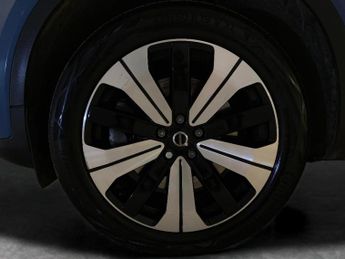 Volvo XC40 1.5h T5 Recharge 10.7kWh Ultimate Bright Plug-in (262 ps) - SENS