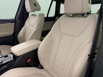 BMW iX3 80kWh M Sport Pro (286 ps) - PAN ROOF - GESTURE CONTROL - HUD