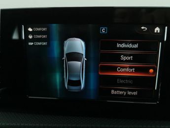 Mercedes-Benz A Class 1.3 A250e 15.6kWh AMG Line Edition Plug-in 8G-DCT (218 ps) - ALC