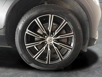 Volvo XC60 2.0h T6 Recharge 11.6kWh Inscription Plug-in AWD (340 ps) - ORRE