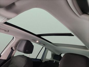 Volkswagen Tiguan 1.5 TSI Elegance DSG (150 ps) - KEYLESS ENTRY - PARK ASSIST - LE