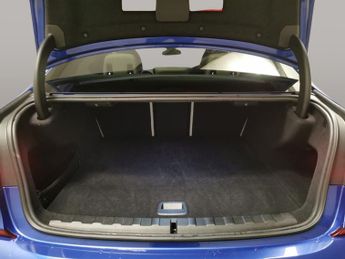 BMW 3 Series 2.0 330e 12kWh M Sport Plug-in (292 ps) - LEATHER - PARK ASSIST