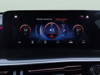 Mercedes-Benz EQC EQC 400 80kWh Sport 4MATIC (408 ps) - LED - REVERSE CAM - HEATED
