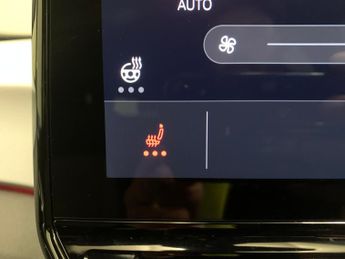 Volkswagen ID.3 Pro Performance 58kWh Life (204 ps) - HEATED SEATS - ALCANTARA -