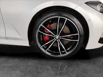 BMW 3 Series 2.0 320i M Sport (184 ps) - SUN PROTECTION GLASS - HEATED STEERI