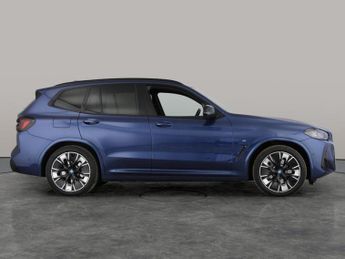 BMW iX3 80kWh M Sport Pro (286 ps) - PAN ROOF - GESTURE CONTROL - HUD