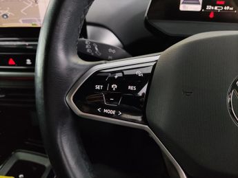 Volkswagen ID.4 Pro Performance 77kWh Life (204 ps) - ACTIVE LANE ASSIST - KEYLE