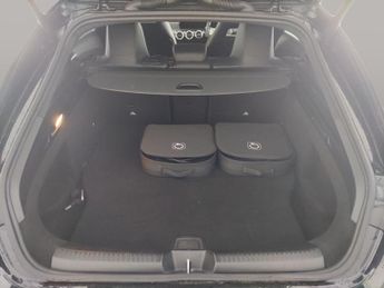 Mercedes-Benz CLA 1.3 CLA250e 15.6kWh AMG Line Night Edition (Premium Plus) Shooti