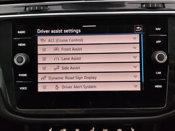 Volkswagen Tiguan 1.5 TSI Elegance DSG (150 ps) - KEYLESS ENTRY - PARK ASSIST - LE
