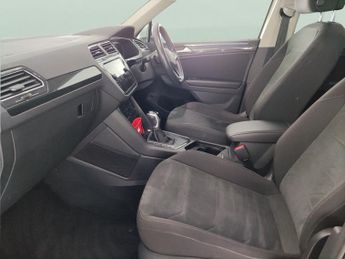 Volkswagen Tiguan 1.5 TSI Elegance DSG (150 ps) - KEYLESS ENTRY - PARK ASSIST - LE
